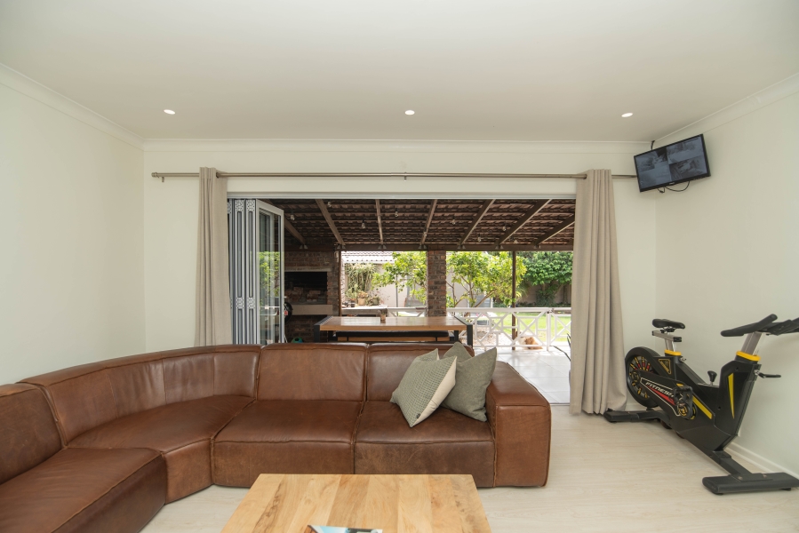 3 Bedroom Property for Sale in Sherwood Eastern Cape